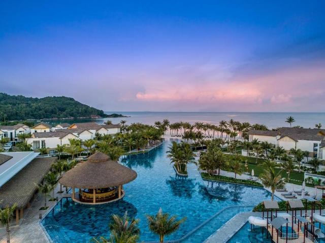 фотографии отеля New World Phu Quoc Resort изображение №19