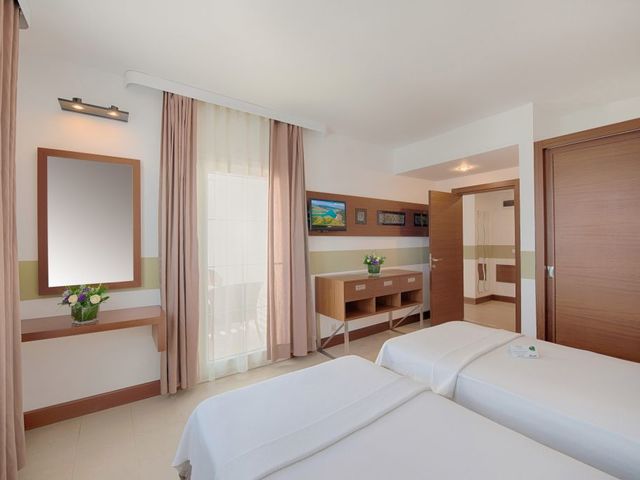 фото отеля Manastir Hotel & Suites изображение №21