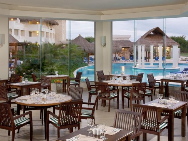 фото отеля Grand Riviera & Sunset Princess All Suites & Spa Resort изображение №25