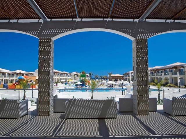 фото отеля Mythos Beach Resort изображение №5