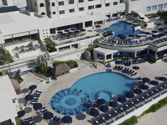 фото отеля Occidental Tucancun (ex. Barcelo Tucancun Beach) изображение №17