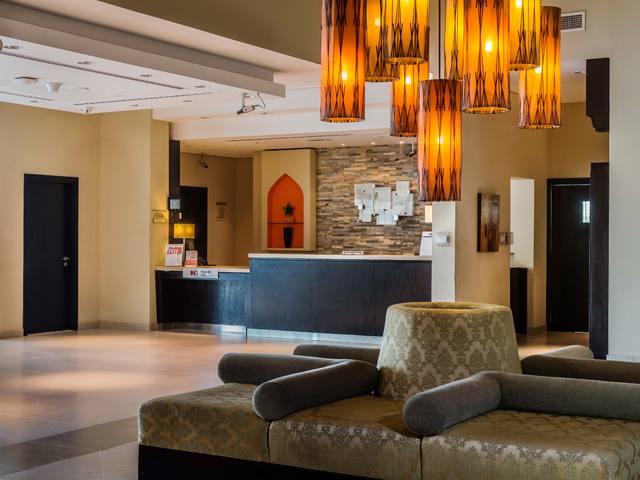 фото отеля Holiday Inn Express Dubai Jumeirah изображение №9