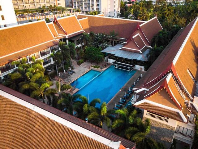 фотографии отеля Deevana Patong Resort & Spa изображение №35