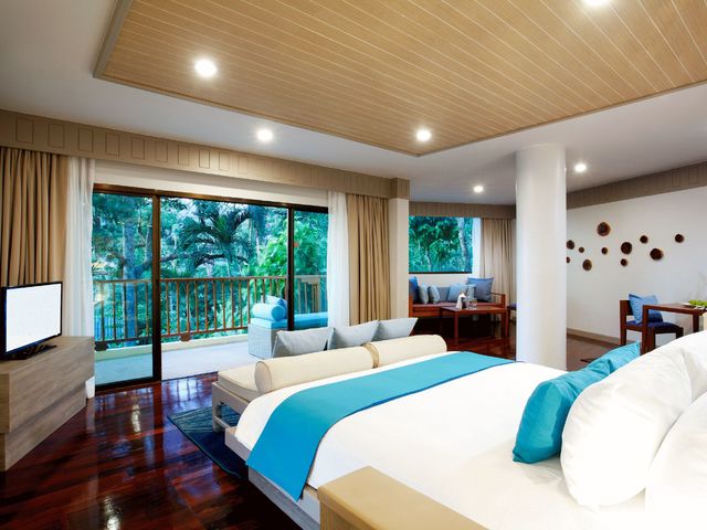 фото Andamantra Resort & Villa (ex.Centara Blue Marine Resort & Spa) изображение №46