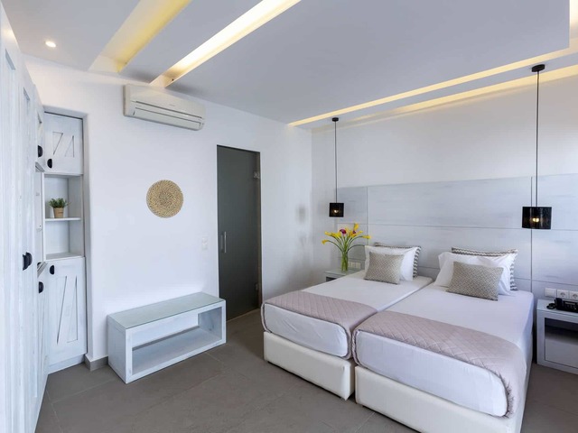 фото Tropicana Hotel, Suites & Villas Mykonos изображение №10