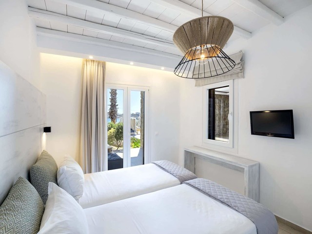 фото Tropicana Hotel, Suites & Villas Mykonos изображение №2