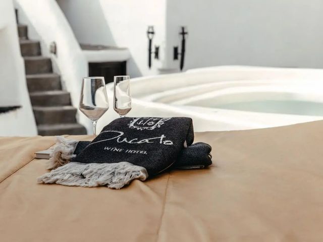 фото Ducato Wine Hotel & Villas (ex. Santorini Mansions) изображение №26