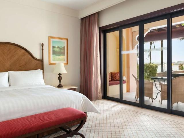 фото отеля Shangri-La Hotel Qaryat Al Beri Abu Dhabi изображение №41