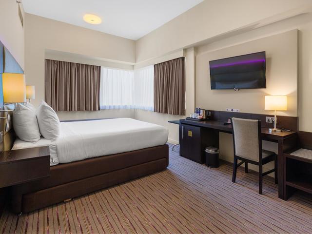 фотографии Premier Inn Dubai Ibn Battuta Mall изображение №12