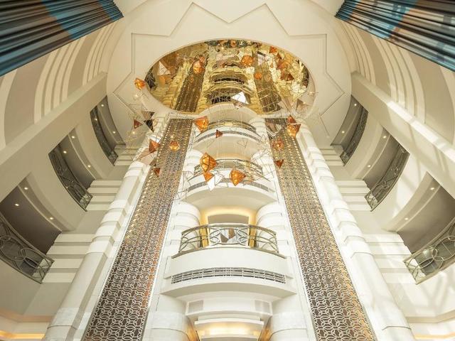 фотографии отеля Sheraton Dubai Mall of the Emirates (ex. Pullman Dubai Mall of the Emirates) изображение №11