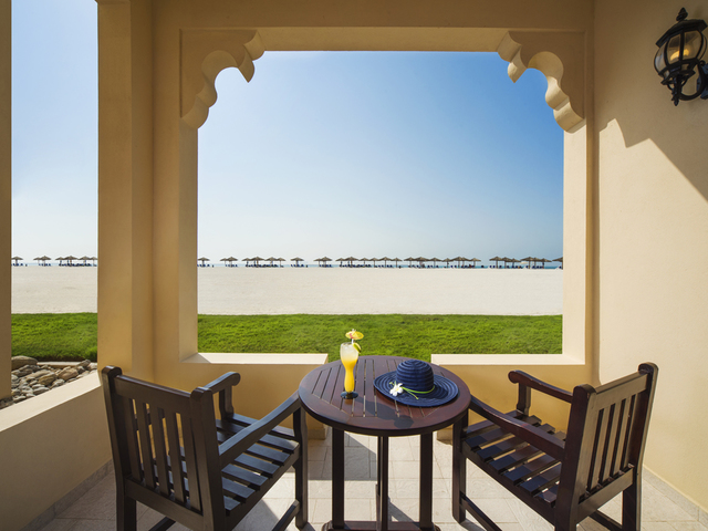 фото отеля Hilton Al Hamra Beach & Golf Resort (ех. Al Hamra Fort & Beach Resort) изображение №53