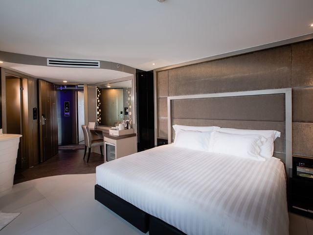 фото Centara Azure Hotel Pattaya изображение №2