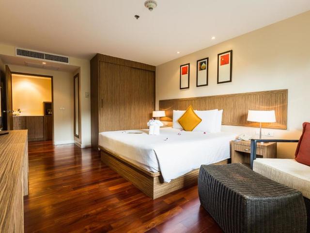 фото отеля Holiday Inn Resorts Phuket Surin Beach (ex. Destination Resorts Phuket Surin Beach) изображение №17