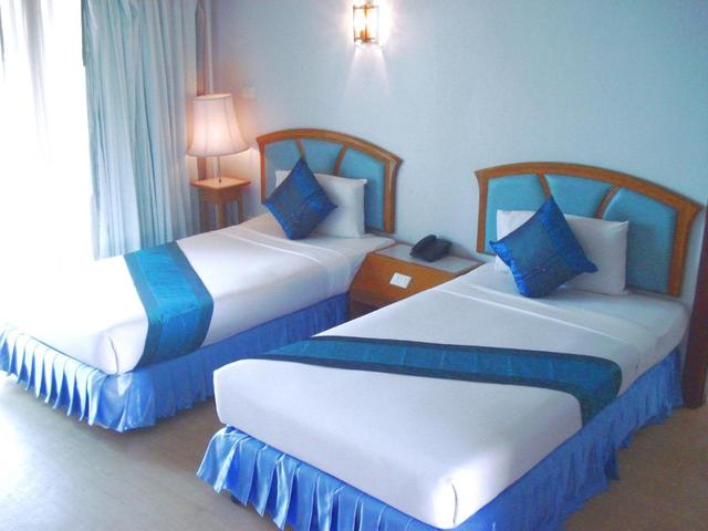фото отеля Phuket Golden Sand Inn изображение №17