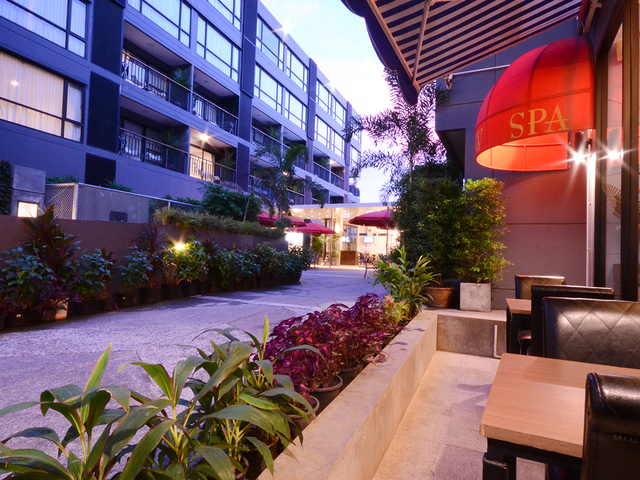 фото The Lantern Resorts Patong изображение №42
