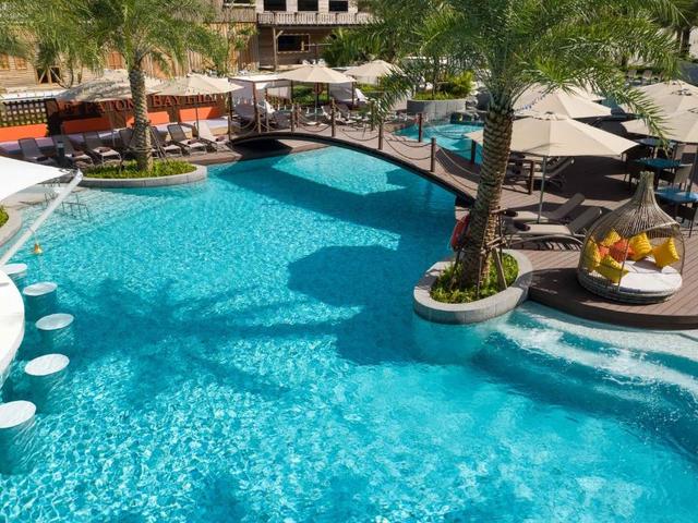фотографии отеля Patong Bay Hill Resort & Spa изображение №39