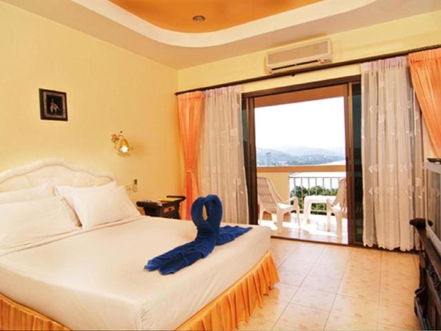 фото отеля Baan Karon Hill Phuket Resort изображение №17