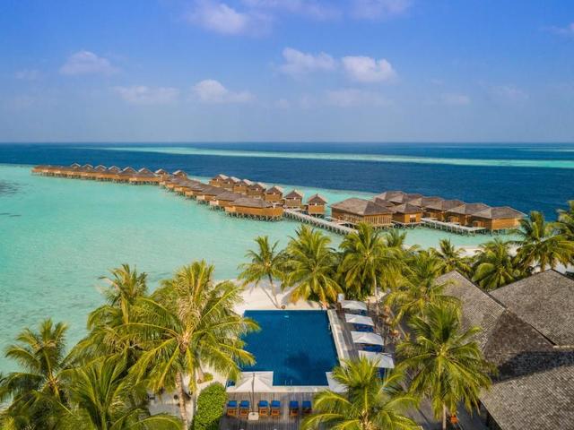 фотографии отеля Vilamendhoo Island Resort & Spa изображение №39