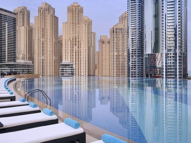 фото отеля Lux BnB Address Dubai Marina-Studio изображение №1