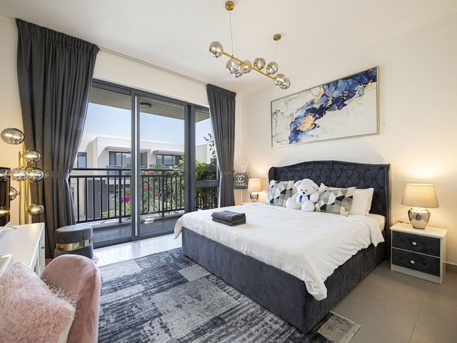 фото отеля Dubai Hills Bespoke 4 Bedroom Villa изображение №25