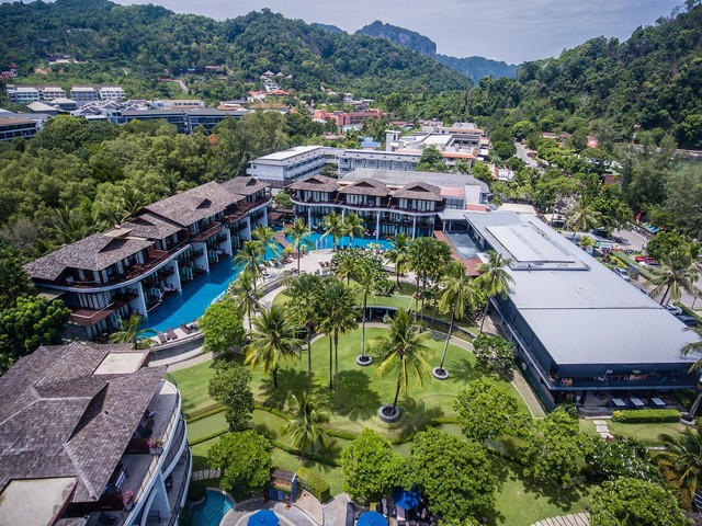 фото отеля Holiday Inn Resort Krabi Ao Nang Beach  изображение №1