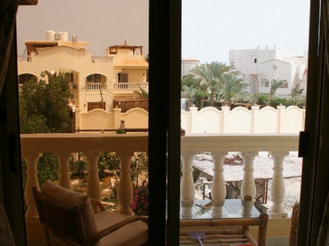 фотографии Family-Owned Penthouse Overlooking The Red Sea изображение №4