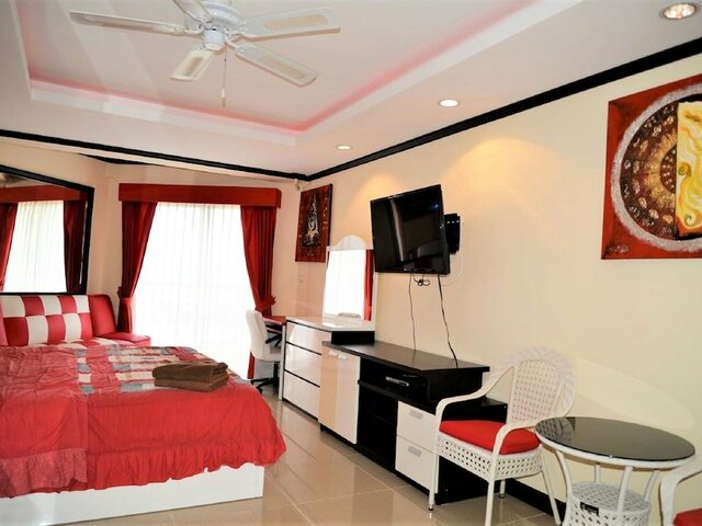 фото Sea View Apartment Jomtien Beach Condominium S2 16th Floor Pattaya изображение №14