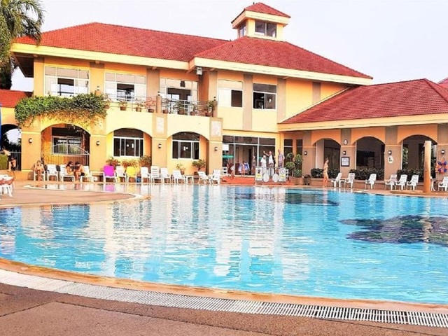 фото отеля Sea View Beach Condo Jomtien Pattaya Large Pool изображение №1