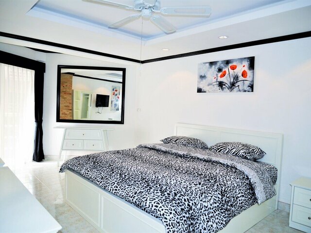 фото отеля Stylish 1 Bed Apartment At Jomtien Beach Condominium изображение №5