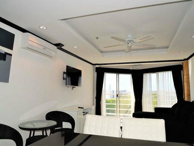 фото отеля 2 Bedroom Corner Apartment Jomtien Beach Condominium Pattaya изображение №17