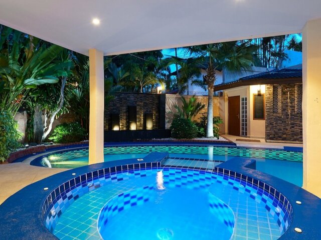 фото отеля Luxury Pool Villa T1 Near Walking Street изображение №13