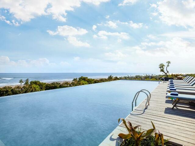 фото отеля Citadines Berawa Beach Bali изображение №1