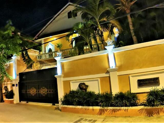 фото отеля Wowland Luxury Pool Villa Pattaya 6 Bedrooms изображение №17