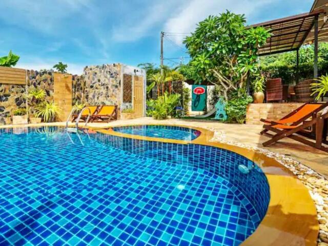 фото отеля Aonang Serene 3 Bedrooms Private Pool Villas With Backyard изображение №1