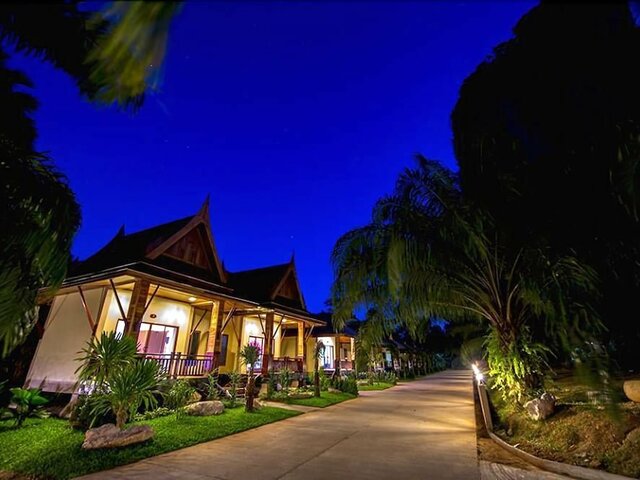 фото отеля Dusit Phuphaya Resort изображение №9