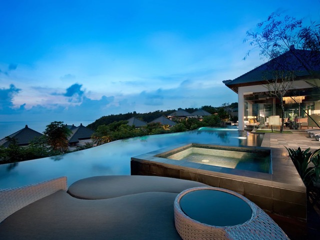 фото отеля Umana Bali, LXR Hotels & Resorts (ex. Jumana Ungasan Bali Resort) изображение №13