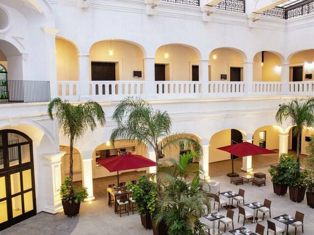 фото отеля DoubleTree By Hilton Toluca изображение №17