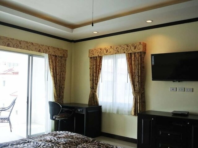 фотографии отеля Baan Suan Lalana Tc Floor 5 Room 522524 изображение №15