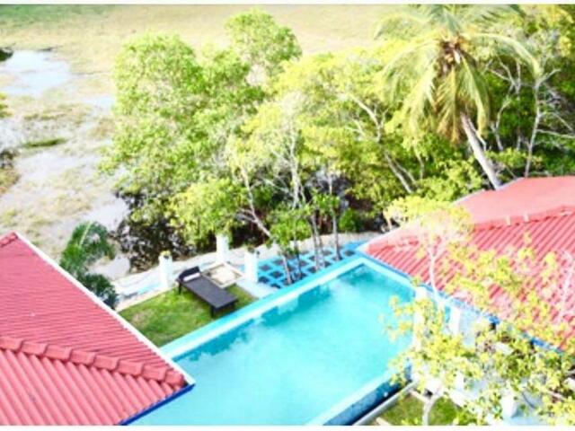 фото Charming Villa With Pool изображение №2