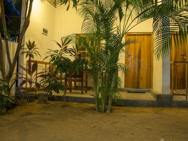 фотографии отеля Eagle Resort Arugambay изображение №11