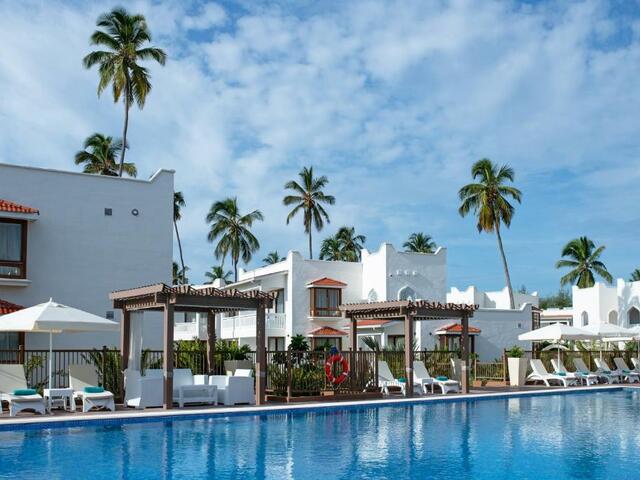 фото отеля LUX Marijani Zanzibar (ex. Marijani Beach Resort & Spa) изображение №1