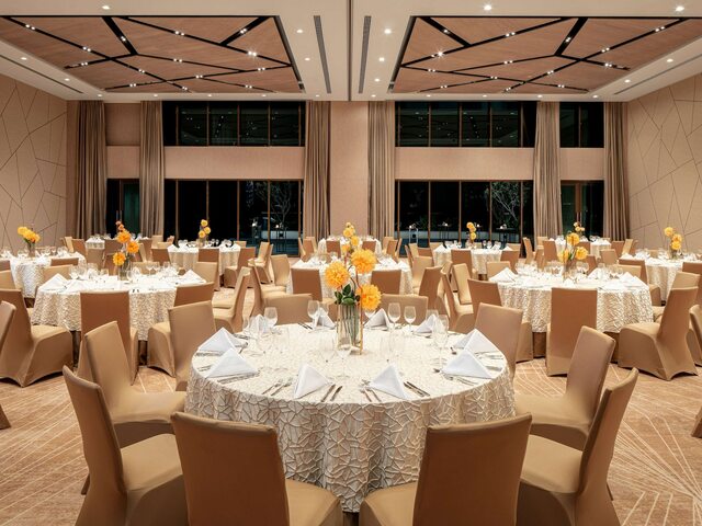 фото Doubletree By Hilton Dubai M Square Hotel & Residences изображение №30
