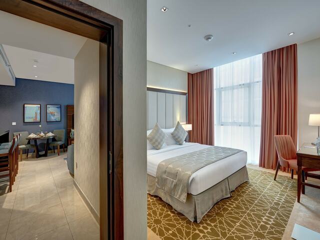 фото отеля Royal Continental Suites Business Bay изображение №45