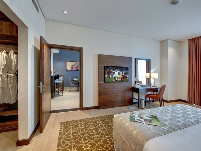 фото отеля Royal Continental Suites Business Bay изображение №41