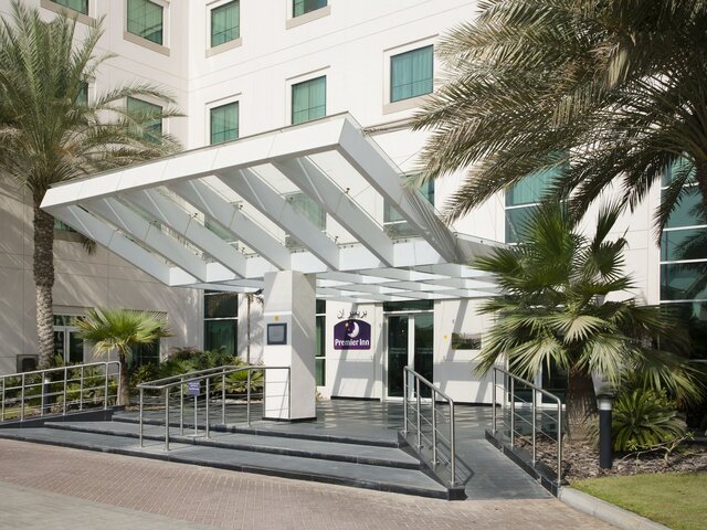 фотографии отеля Premier Inn Dubai Investment Park изображение №23