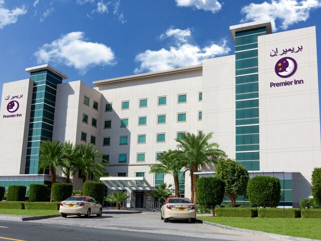 фото Premier Inn Dubai Investment Park изображение №10