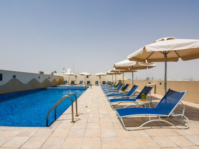 фото отеля Premier Inn Dubai Investment Park изображение №1