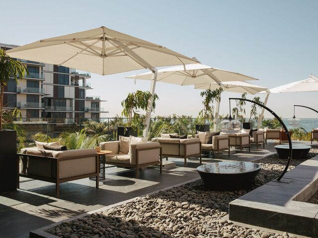 фото отеля The Residences at Caesars Palace Bluewaters Dubai изображение №9