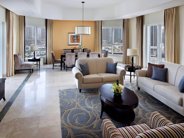 фото Dubai Marriott Harbour Hotel & Suites изображение №14