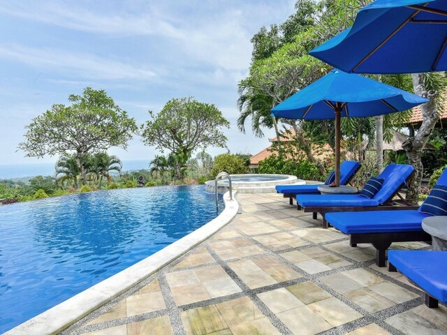 фото отеля Puri Mangga Sea View Resort & Spa изображение №1